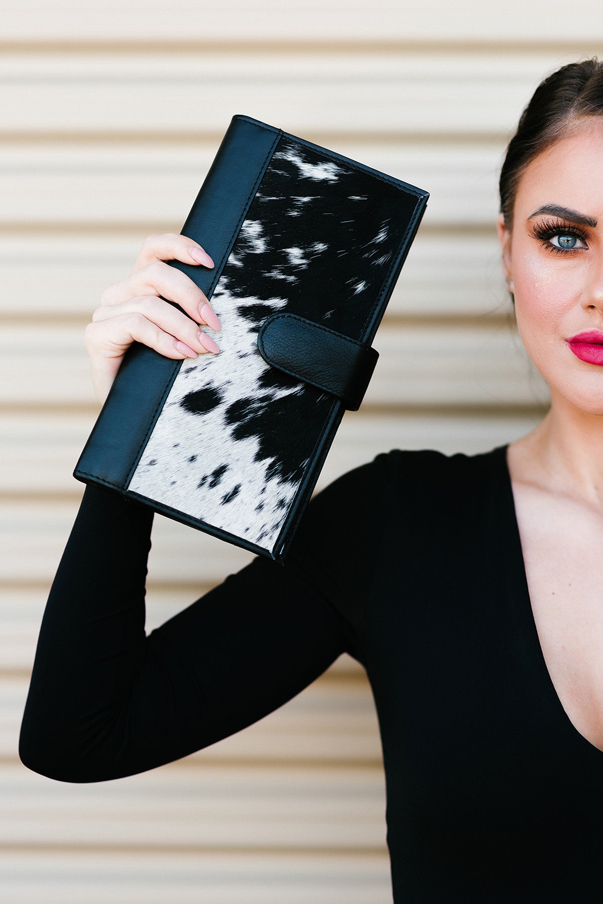 The Rochester | Travel Cowhide Clutch Wallet