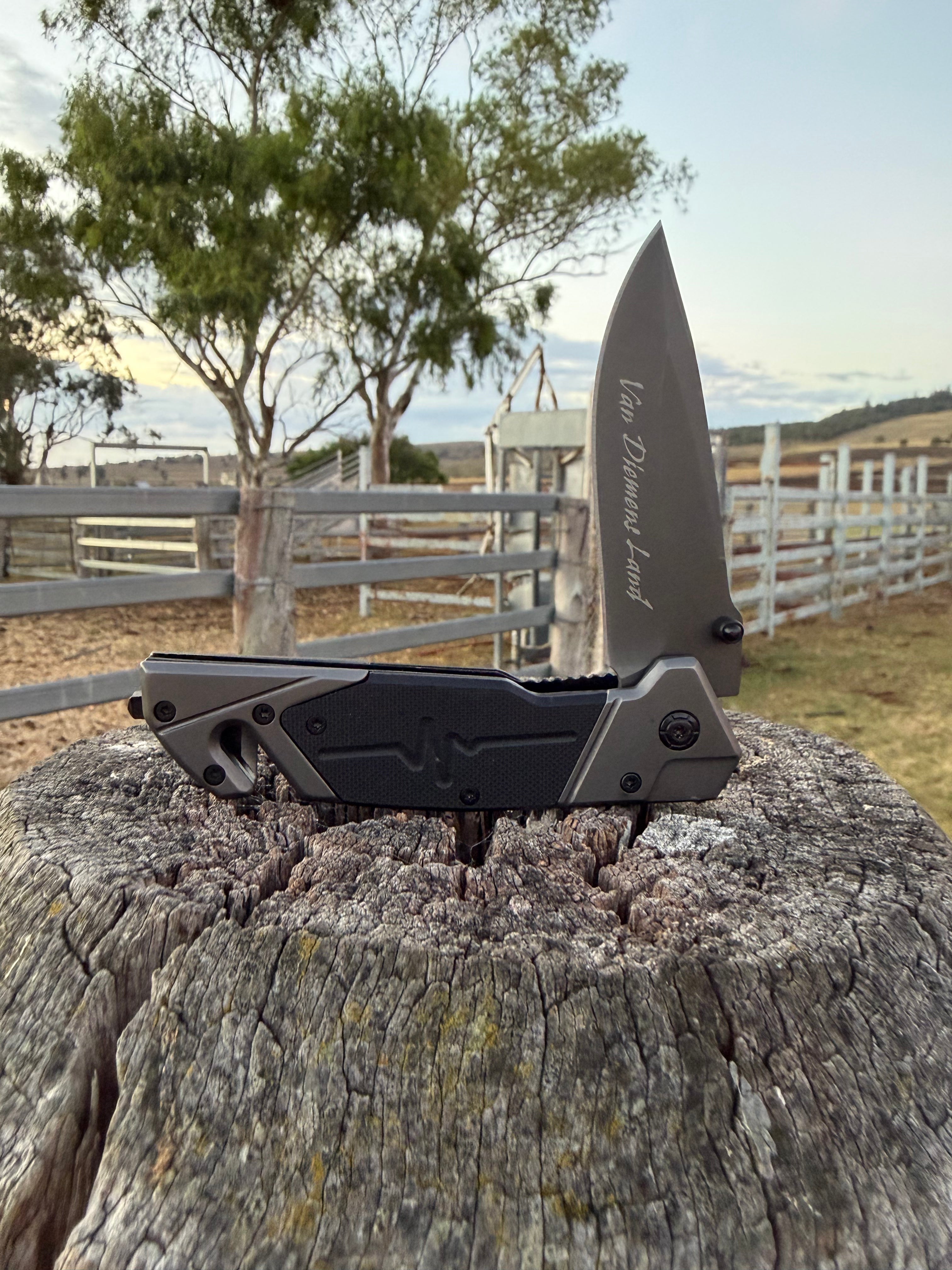 VDKC Pocket Knives