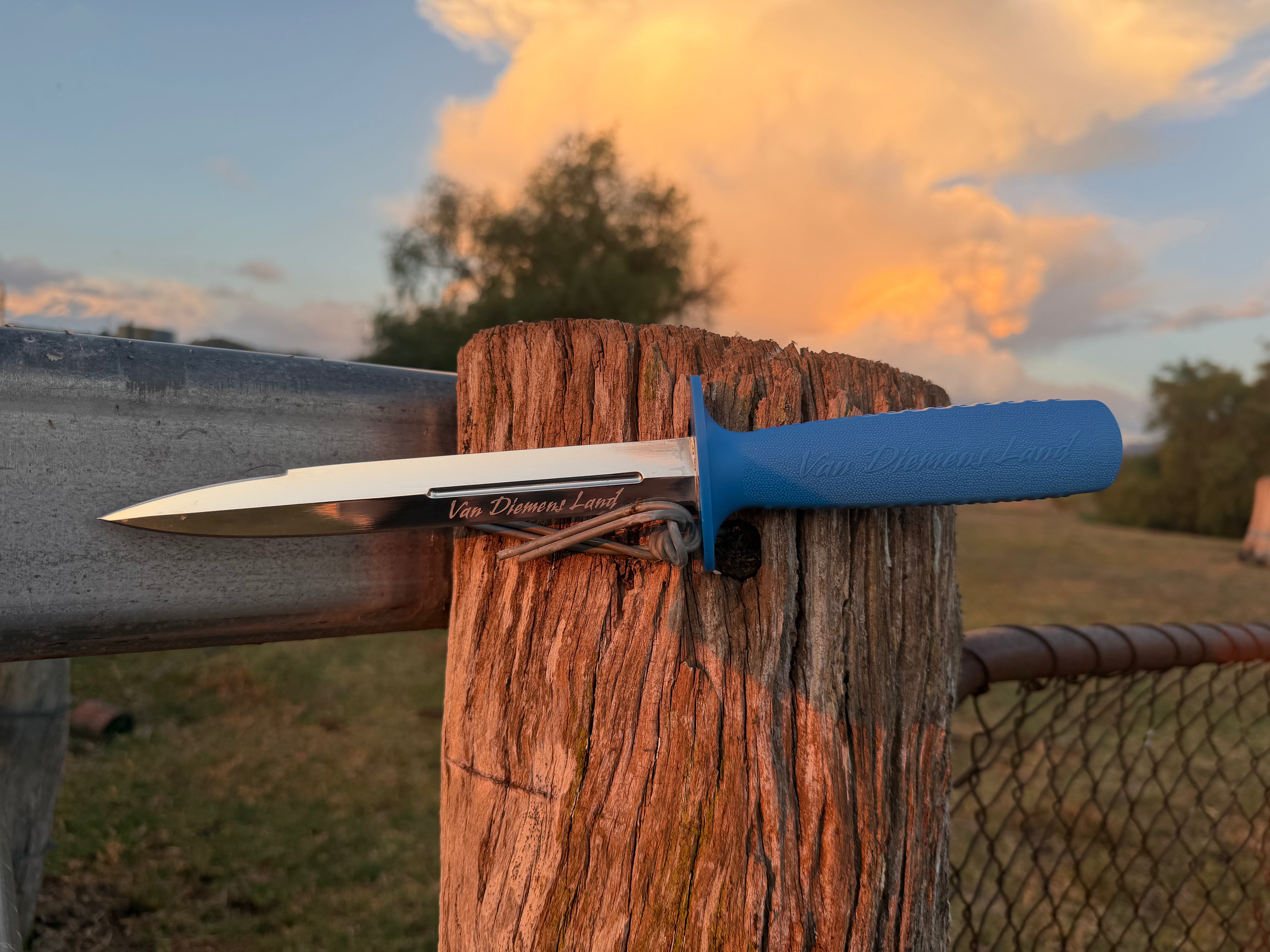 VDKC Sticking Knives with Sheath