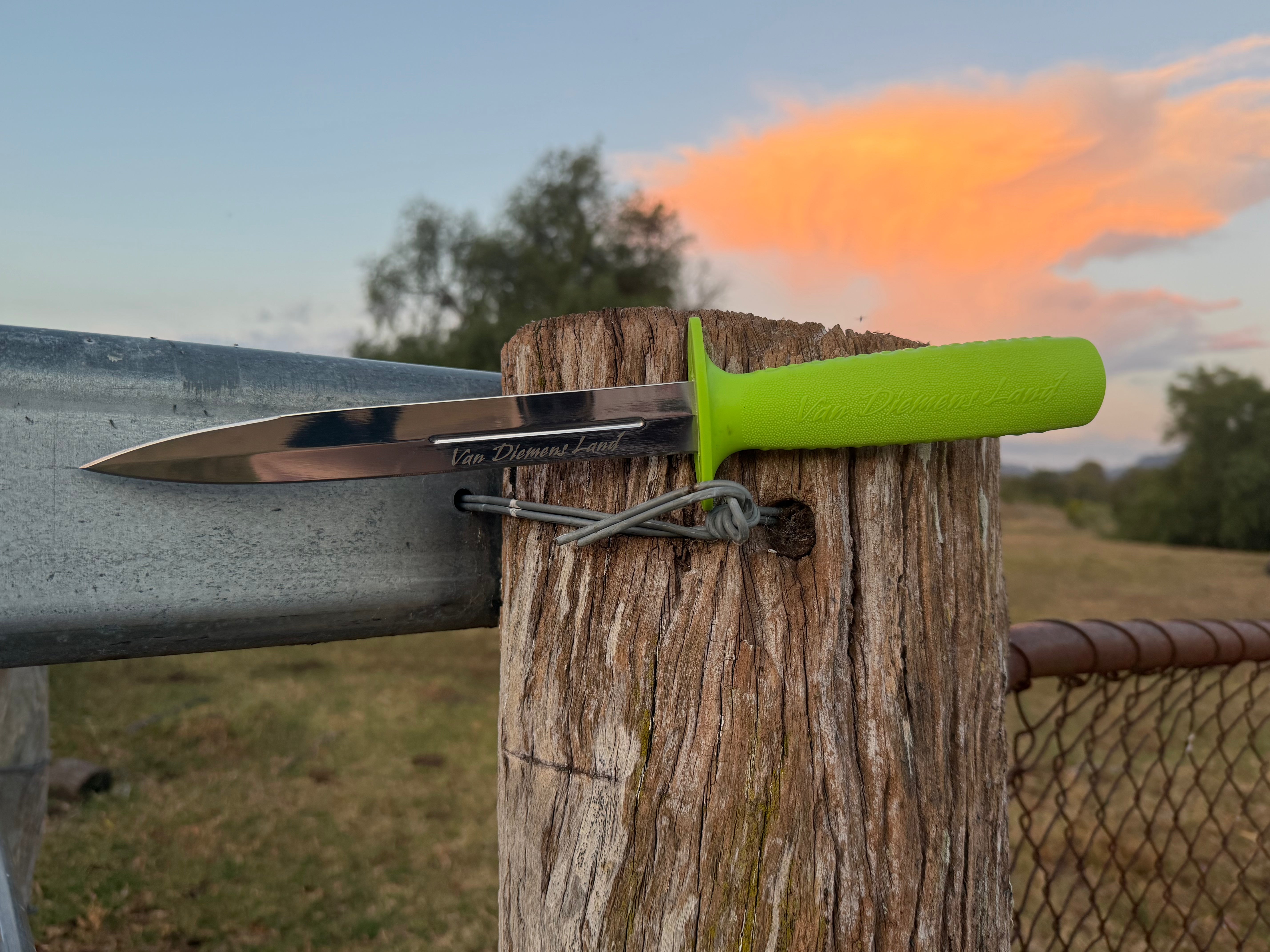 VDKC Sticking Knives with Sheath