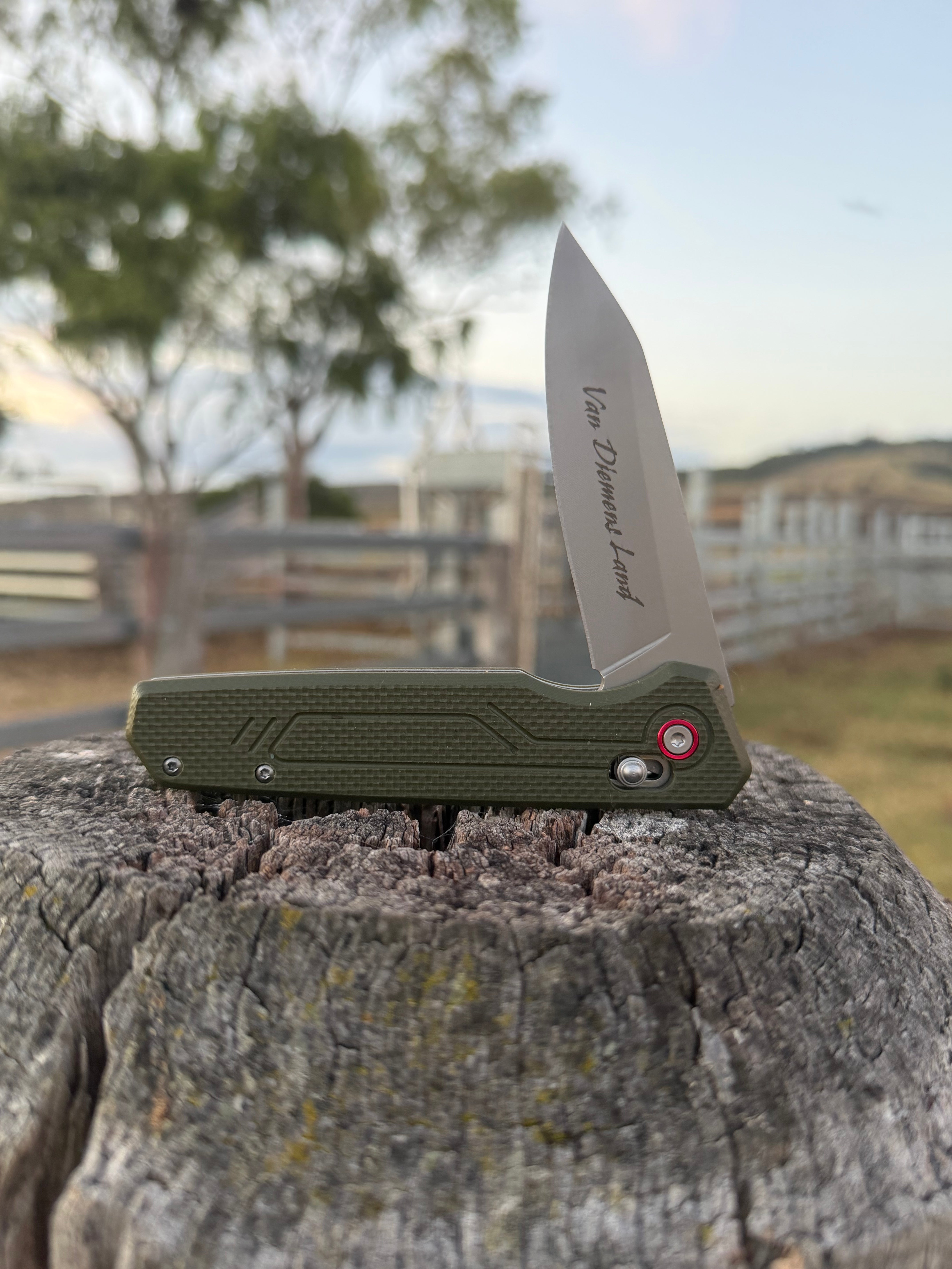 VDKC Pocket Knives