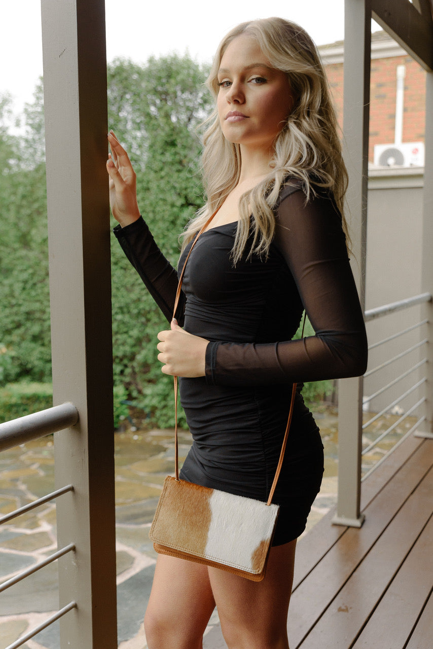 The Oakville | Cowhide Wallet Bag