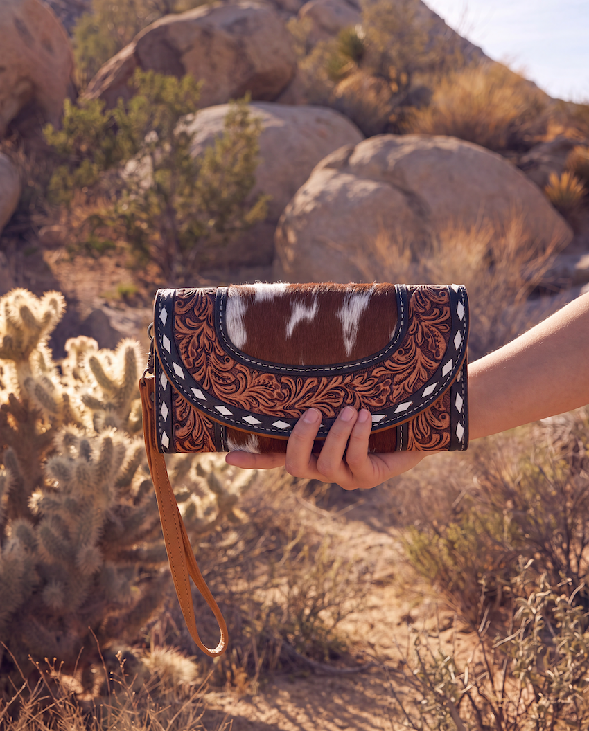 The Mateo | Tooling Leather Cowhide Trifold Wristlet Wallet